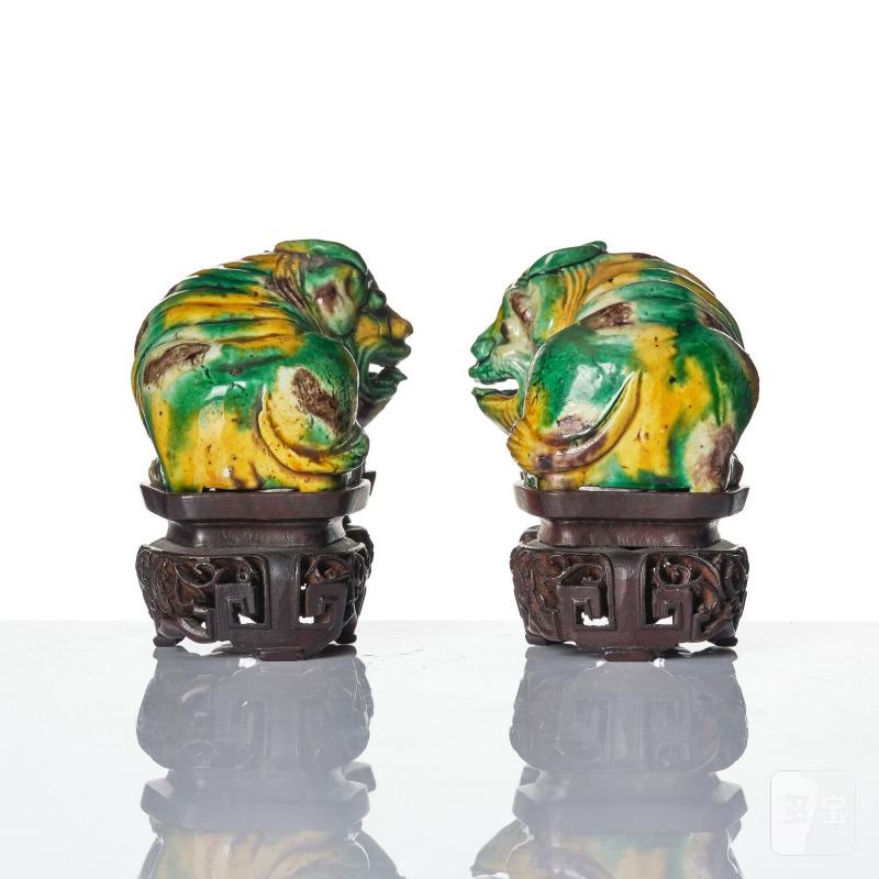 A pair of egg and spinach glazed figures of mythical creatures, - 图5